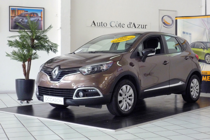 RENAULT CAPTUR BUSINESS